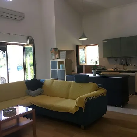 House Emc Villa *