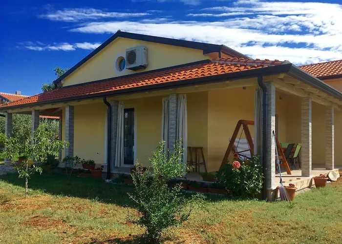 House Emc Villa
