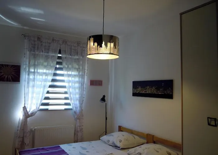 House Emc Villa *