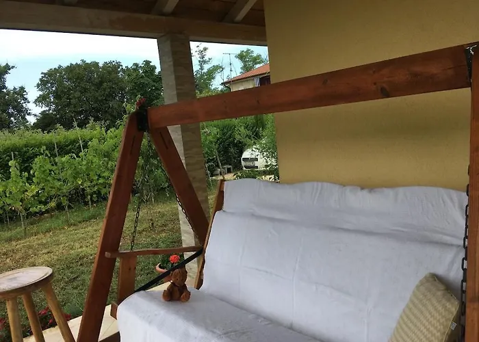 House Emc Villa