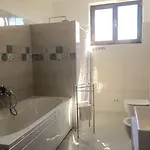 House Emc * אומאג