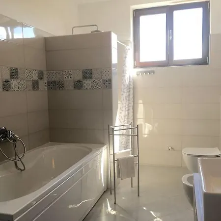 House Emc * Umag