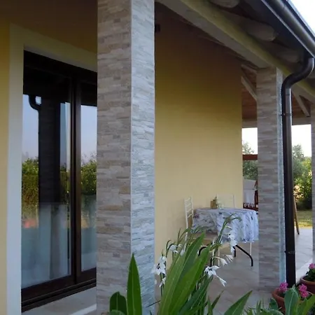 House Emc Villa *